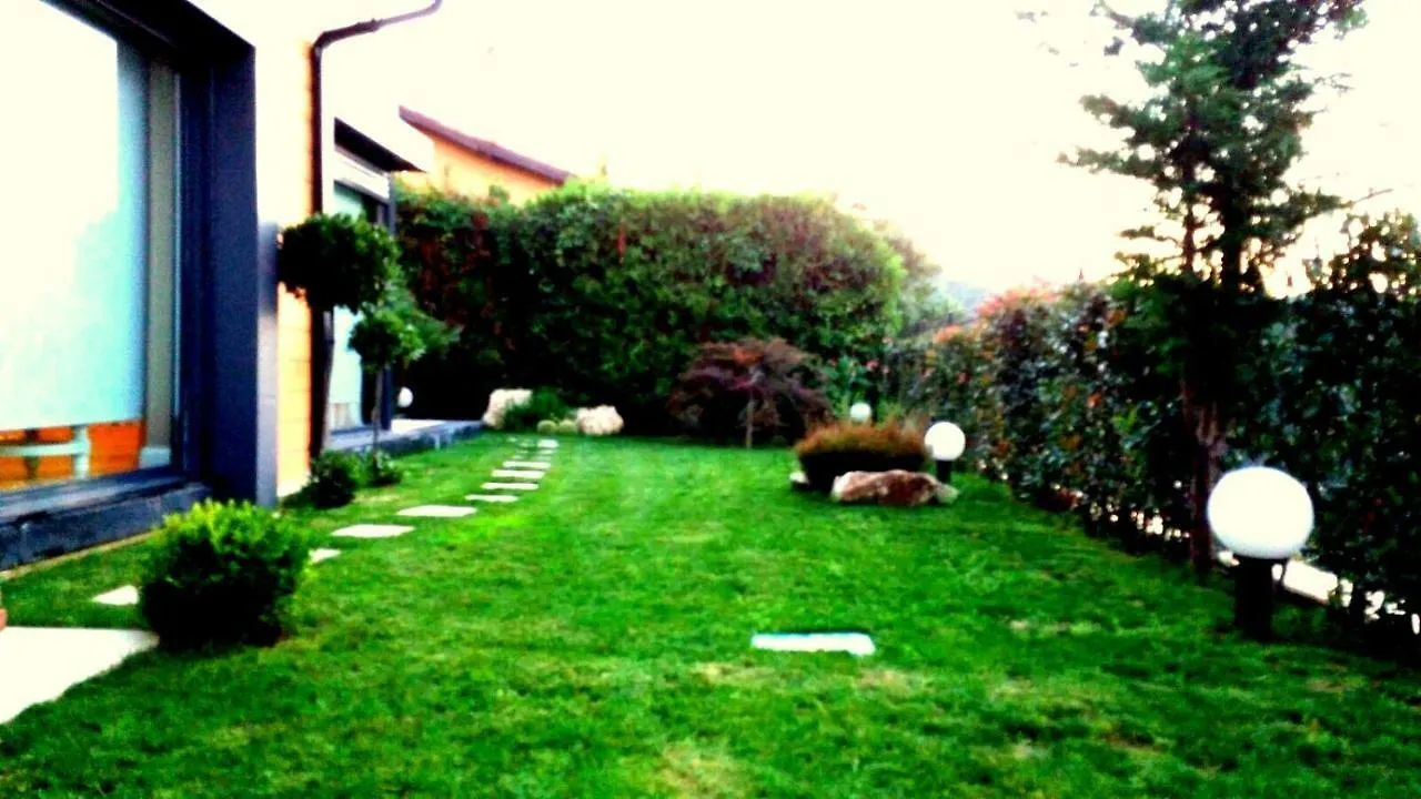 7Br Istanbul Zekeriyakoy Private Villa